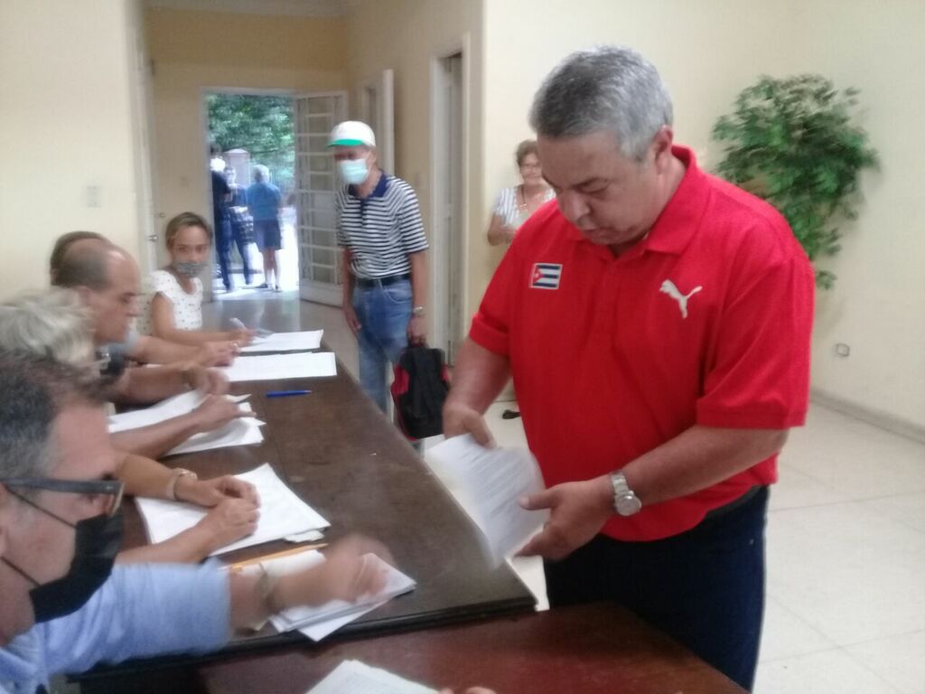 2509-ulises-guilarte-voto-codigo2.jpg