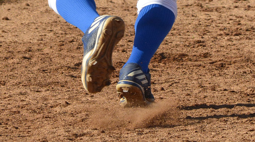 En un partido más por la historia que por demostrar el potencial de cada conjunto, Industriales recibirá al monarca cubano Granma en el legendario estadio Latinoamericano, en el que un día como hoy, pero del año 1962, se iniciaban oficialmente las Series Nacionales de Béisbol.