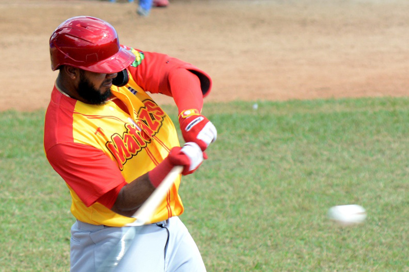 0-23-beisbol-matanzas-vs-granma-3.jpg