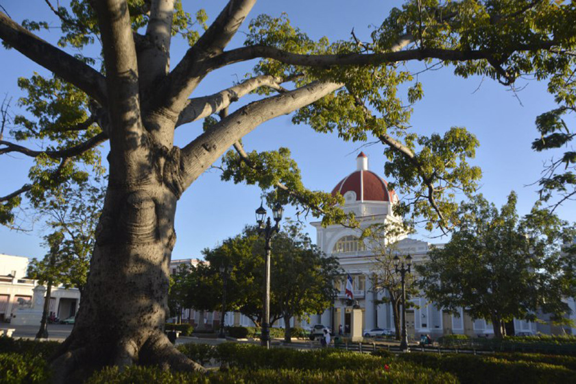 0-02-cienfuegos-3.jpg