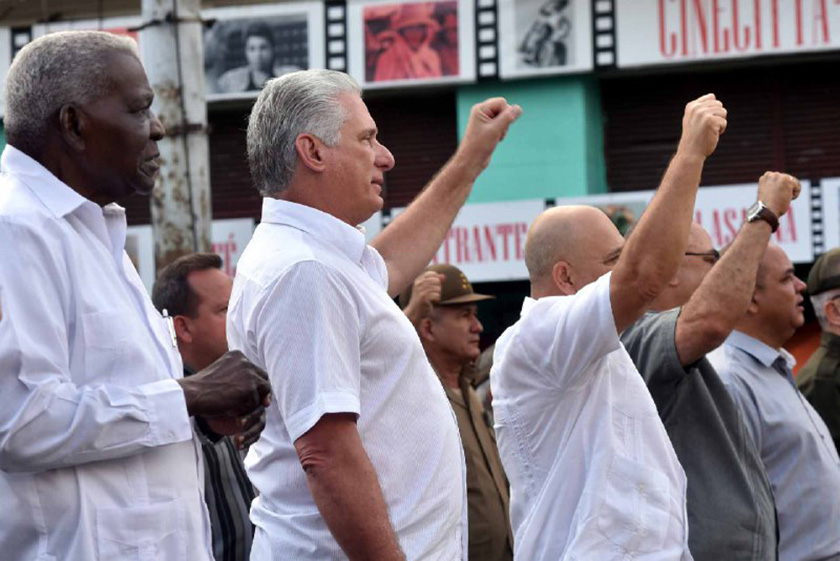 0-16-revolucion-4.jpg