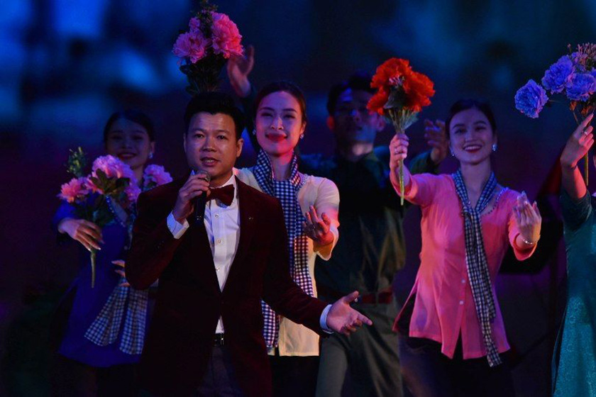 0-20-gala-vietnam-6.jpg