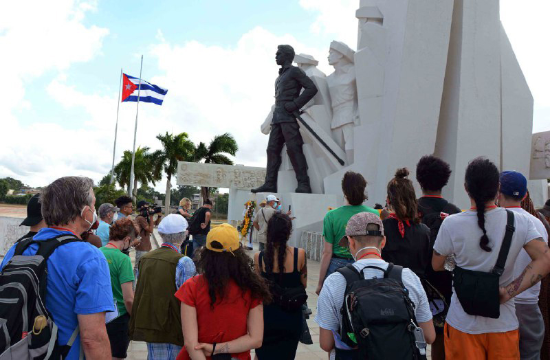 0-04-brigada-solidaridad-venceremos-4.jpg