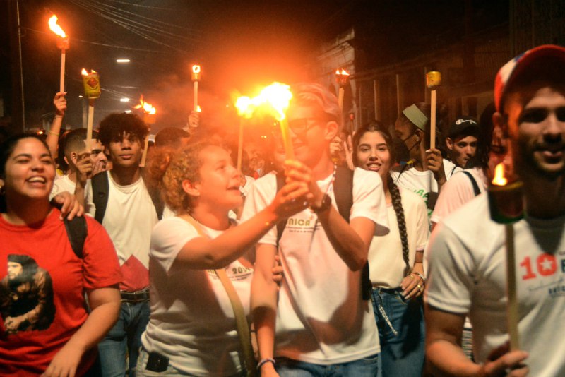 0-27-marcha-antorchas-ciego-2.jpg