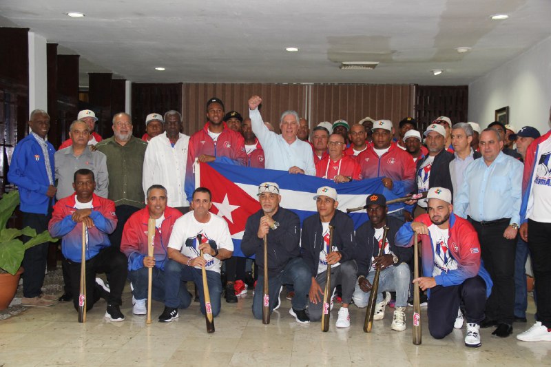 Presidente Díaz-Canel elogió actuación del equipo Cuba-Clásico 1 0320-díaz-canel.jpg