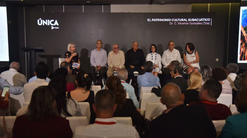 Manuel Marrero Cruz, Primer Ministro de Cuba, asiste hoy al evento "Gestión del Patrimonio Cultural y el Turismo: identidad y compromiso" que tiene lugar en esta capital, con el propósito de intercambiar en torno al fomento sostenible de esa modalidad turística.