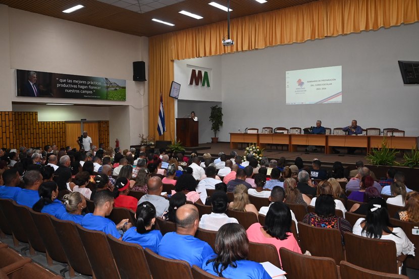 0705-diaz-canel-educacion.jpg