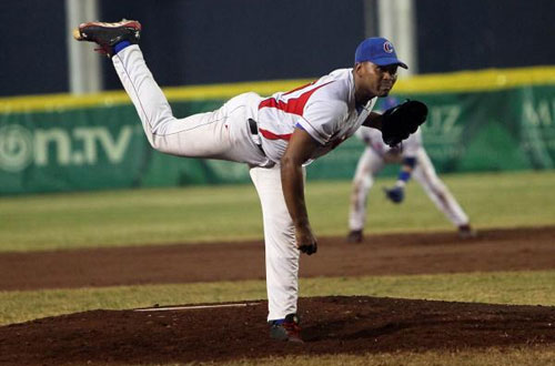 Freddy Asiel Álvarez, pitcher cubano que abrira el juego ante Puerto Rico en el torneo mundial de Beisbol Premier 12. ACN FOTO/ Ismael FRANCISCO Freddy Asiel Álvarez, pitcher cubano que abrira el juego ante Puerto Rico en el torneo mundial de Beisbol Premier 12. ACN FOTO/ Ismael FRANCISCO