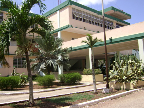 Univerisdad Máximo Gómez Báez, en Ciego de Ávila universidad_ciego.jpg