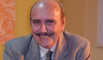 James Cockcroft, destacado profesor estadounidense James Cockcroft, destacado profesor estadounidense