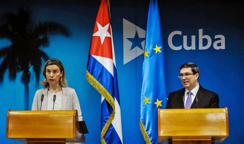 Federica Mogherini (D), Alta Representante de la Unión Europea para Asuntos Exteriores y Política de Seguridad y Vicepresidenta de la Comisión Europea, y Bruno Rodríguez Parilla, ministro de Relaciones Exteriores de Cuba, durante la Declaración Conjunta tras la firma de Acuerdo de Dialogo Político y Cooperación Cuba-Unión Europea (UE), realizado en la sede de la cancillería cubana, en La Habana, el 11 de marzo de 2016. ACN FOTO/Abel PADRÓN PADILLA Federica Mogherini (D), Alta Representante de la Unión Europea para Asuntos Exteriores y Política de Seguridad y Vicepresidenta de la Comisión Europea, y Bruno Rodríguez Parilla, ministro de Relaciones Exteriores de Cuba, durante la Declaración Conjunta tras la firma de Acuerdo de Dialogo Político y Cooperación Cuba-Unión Europea (UE), realizado en la sede de la cancillería cubana, en La Habana, el 11 de marzo de 2016. ACN FOTO/Abel PADRÓN PADILLA
