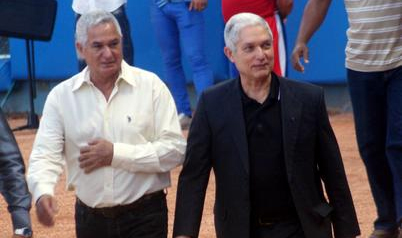 Juan Francisco Puello (D), presidente de la Confederación del Béisbol Profesional del Caribe, junto Higinio Vélez, presidente de la Federación Cubana, en visita al estadio José Ramón Cepero en ocasión del sexto juego de la final entre los equipos de Ciego de Ávila y la Isla de la Juventud, el 10 de abril de 2015. AIN FOTO/ Osvaldo GUTIÉRREZ GÓMEZ Juan Francisco Puello (D), presidente de la Confederación del Béisbol Profesional del Caribe, junto Higinio Vélez, presidente de la Federación Cubana, en visita al estadio José Ramón Cepero en ocasión del sexto juego de la final entre los equipos de Ciego de Ávila y la Isla de la Juventud, el 10 de abril de 2015. AIN FOTO/ Osvaldo GUTIÉRREZ GÓMEZ