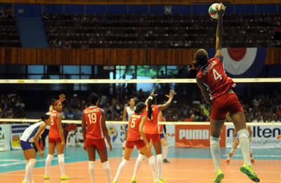 El equipo femenino de voleibol cubano durante la Copa de Campeones de NORCECA 2015, de Voleibol femenino, realizada en la Ciudad Deportiva, en La Habana, Cuba. AIN FOTO/Abel PADRÓN PADILLA El equipo femenino de voleibol cubano durante la Copa de Campeones de NORCECA 2015, de Voleibol femenino, realizada en la Ciudad Deportiva, en La Habana, Cuba. AIN FOTO/Abel PADRÓN PADILLA