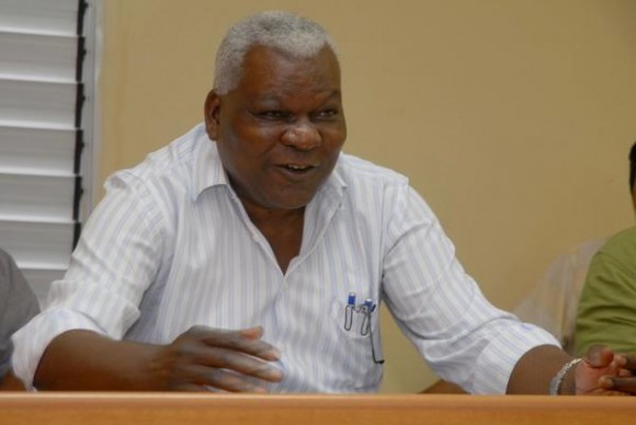 Esteban Lazo Hernández, miembro del Buró Político del Comité Central del Partido Comunista de Cuba (PCC) Esteban Lazo Hernández, miembro del Buró Político del Comité Central del Partido Comunista de Cuba (PCC)