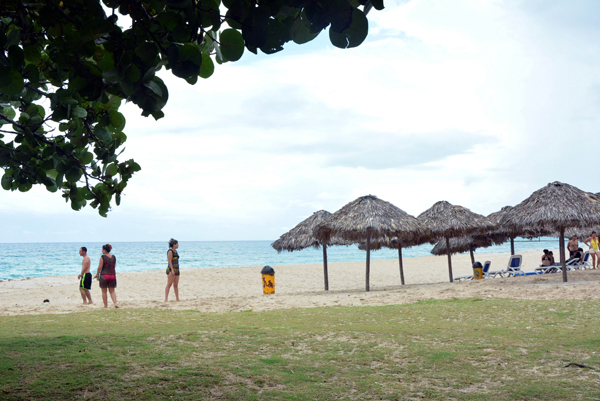 Playa Varadero, en los predios del Hotel Oasis, polo turístico cubano por excelencia hoy de sol y playa, en Matanzas, Cuba,  1 de noviembre de 2016.   ACN  FOTO/Yenli LEMUS DOMÍNGUEZ