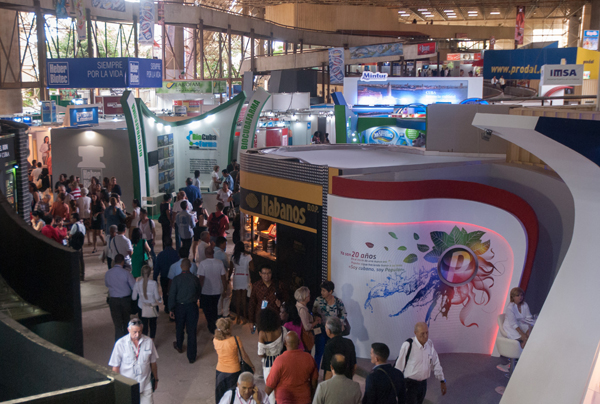 Pabellón Central de Expocuba, en la Feria Internacional de La Habana (FIHAV 2016), el 3 de noviembre de 2016.      ACN  FOTO/  Diana Inés RODRÍGUEZ RODRÍGUEZ