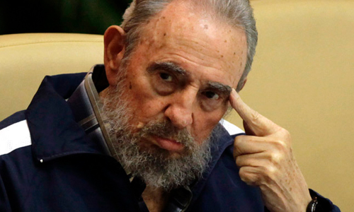     Fue un domingo de noviembre de 1971 cuando el Comandante en Jefe Fidel Castro, al recorrer la zona rural de Tres Palmas, en el entonces municipio de Guayos, de la región de Sancti Spíritus, les comunicó a los vecinos del lugar que pronto se iniciarían las labores de construcción de una secundaria básica y de un pueblito de 100 casas.
