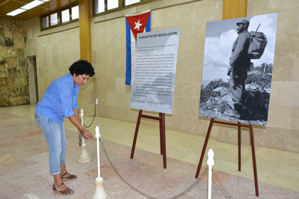 Lista la Plaza de la Patria para el homenaje póstumo al líder de la Revolución cubana, Fidel Castro, en la ciudad de Bayamo, provincia Granma, Cuba, el 27 de noviembre de 2016. ACN FOTO/Armando Ernesto CONTRERAS TAMAYO