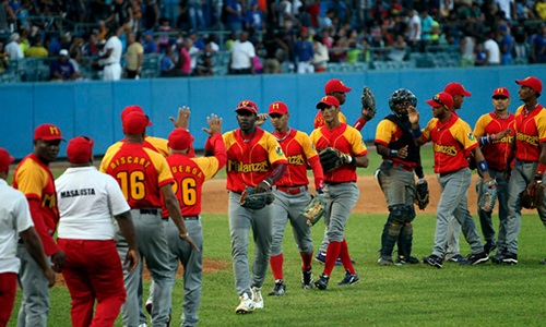 Al arribar a su victoria número 55, el equipo de béisbol de Matanzas se convirtió hoy en el primer clasificado a la etapa de semifinales de la LVI Serie Nacional del deporte.