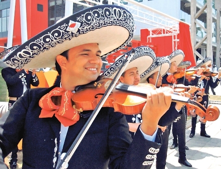 mariachis-cuba.jpg