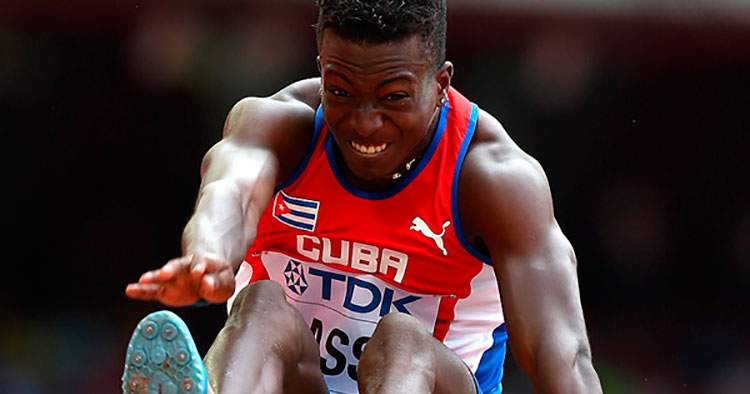 El saltador de longitud cubano Maykel Massó se fue hoy sin saltos válidos en la final de su prueba, correspondiente al Campeonato Mundial de atletismo bajo techo, que en su edición XVIII acoge Belgrado, Serbia, hasta el próximo domingo día 20.