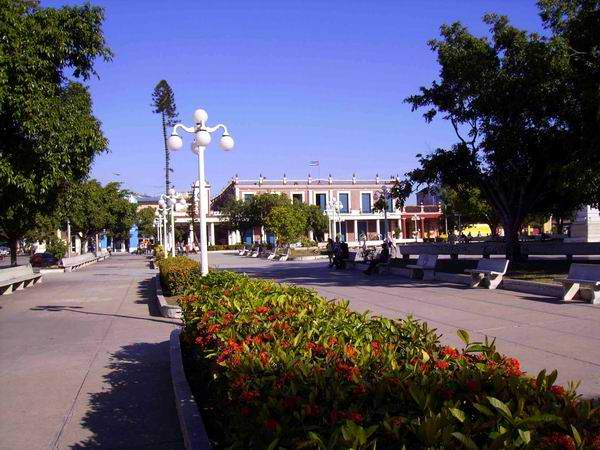 Parque-Calixto-Garcia.jpg