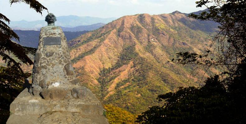 Pico-Turquino-marti.jpg