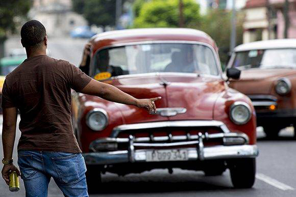 A poco más de una semana para concluir su periodo voluntario de liquidación, sólo siete mil 929 transportistas de la provincia de Santiago de Cuba, de un potencial de 10 mil 796, ha cumplido con el impuesto sobre el transporte terrestre, para un 73, 44 por ciento. Foto Internet