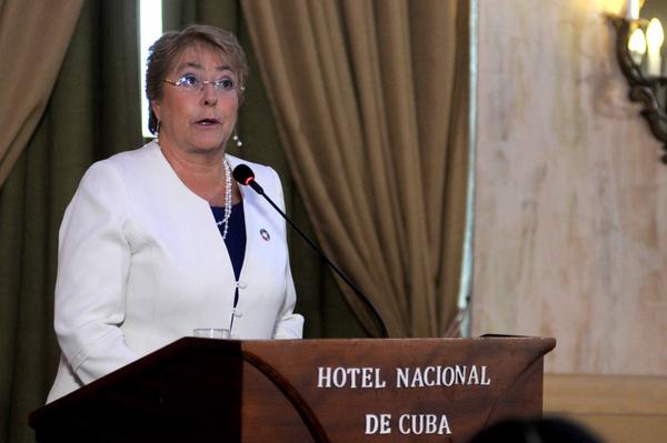 Michelle Bachelet, presidenta de Chile, interviene en la inauguración del Foro Empresarial Chile-Cuba, efectuado en el Hotel Nacional de Cuba, el 8 de enero de 2018. ACN FOTO/Omara GARCÍA MEDEROS