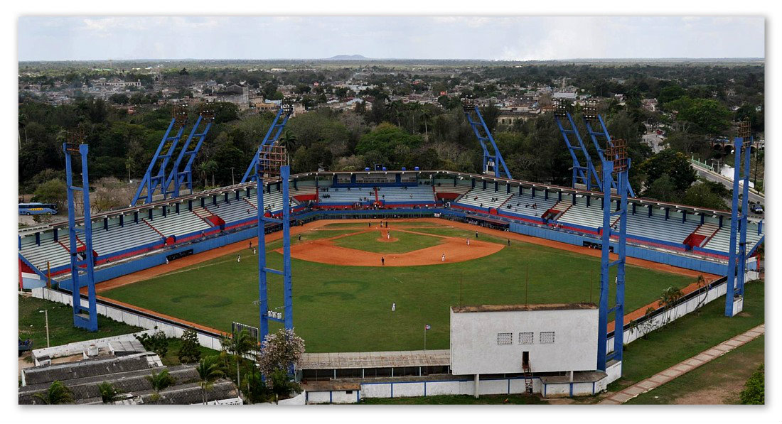 0716-estadio Cándido González Morales-.jpg