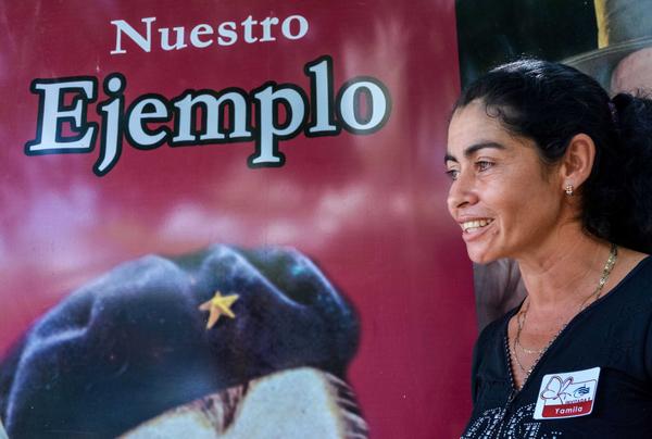 Yamila Pérez Rodríguez, machetera de la comunidad de El Junco, municipio Jesús Menéndez, en entrevista con la Agencia Cubana de Noticias (ACN) en la provincia Las Tunas, 29 de junio de 2018. ACN FOTO/Yaciel PEÑA DE LA PEÑA