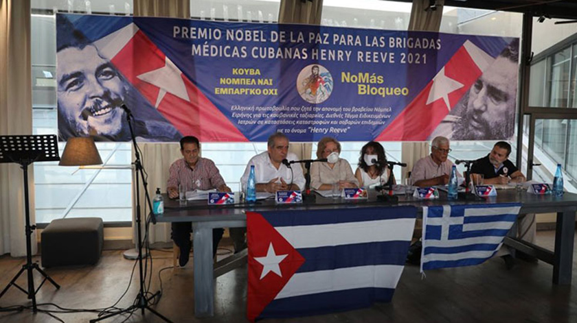 0-02-cuba-grecia-medicos.jpg