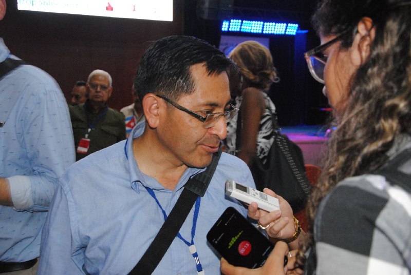 0-27-visita-barrio-la-timba-5.jpg
