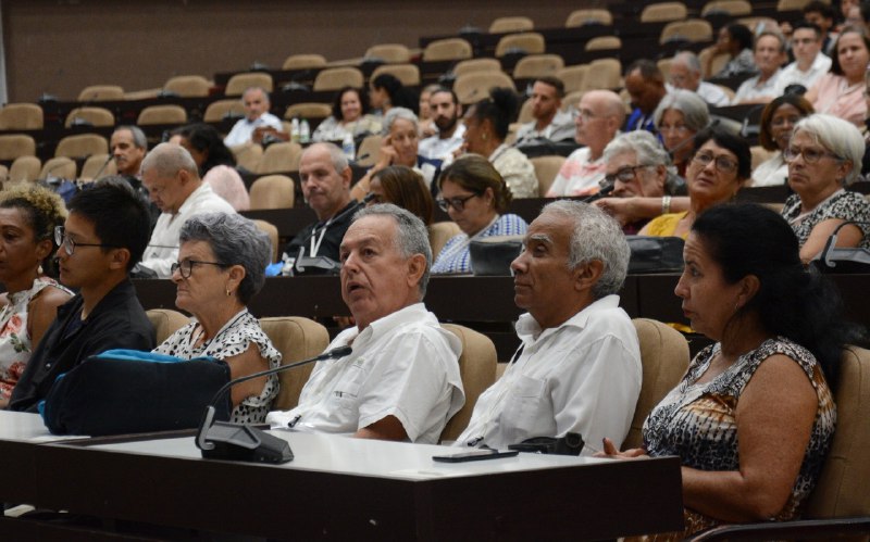 0-14-convencion-de-ciencias-3.jpg