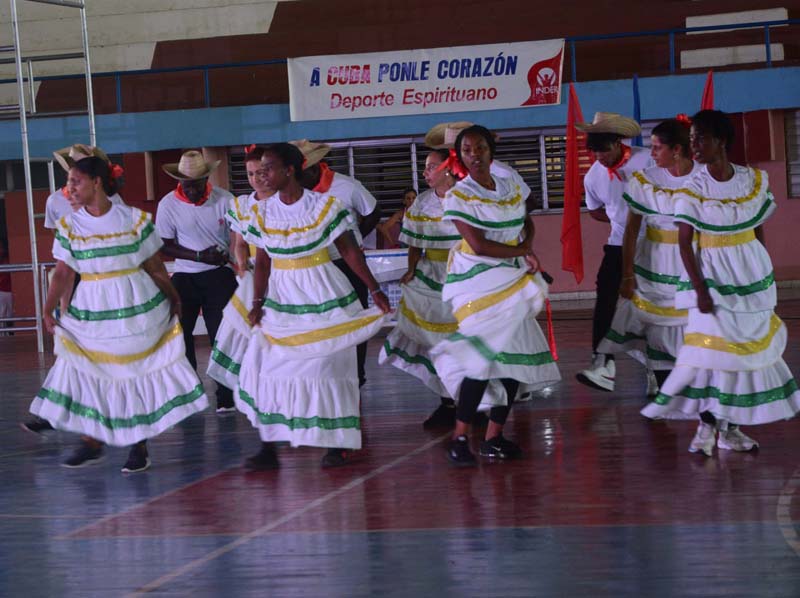 1208-cubaila4.jpg