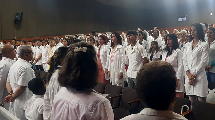 0-18-graduacion-salud-2.jpg