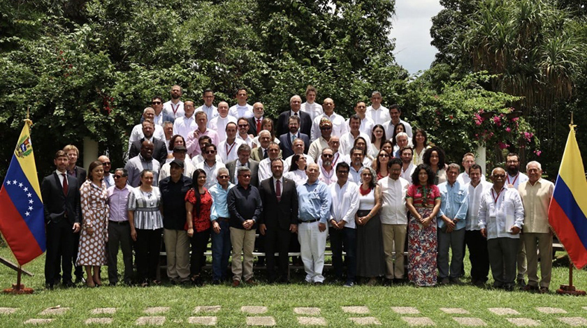 Bruno Rodríguez Parrilla, ministro de Relaciones Exteriores de Cuba, saludó hoy los avances alcanzados en el cuarto Ciclo de la Mesa de Diálogos de Paz entre el Gobierno colombiano y el Ejército de Liberación Nacional (ELN) que tuvieron lugar en Caracas, Venezuela.