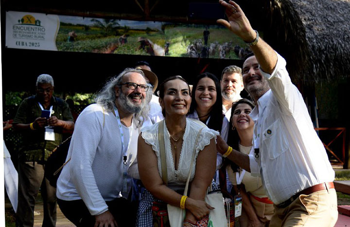 ACN - Cuba