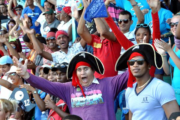 beisbol-publico-pinero.JPG